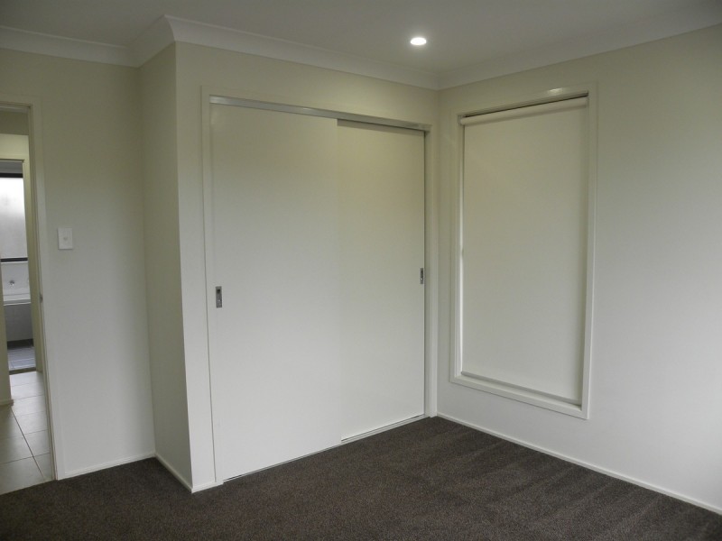 1 Irons Road, Kooindah Waters, Wyong NSW 2259