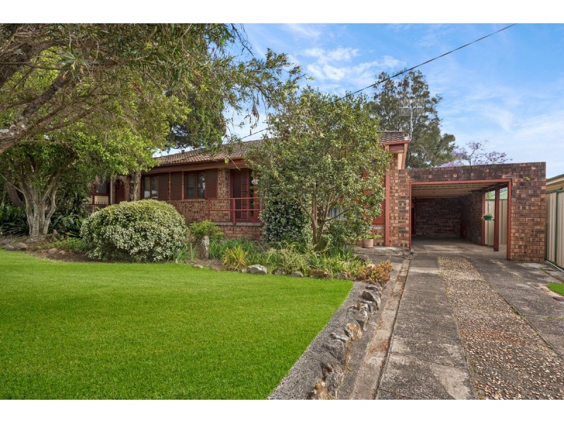 4 Cutler Drive, Wyong NSW 2259