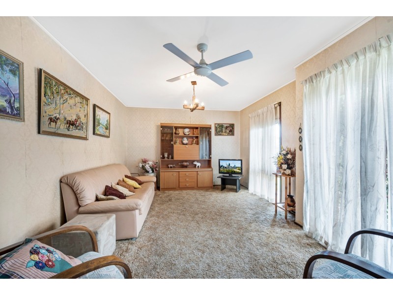 4 Cutler Drive, Wyong NSW 2259