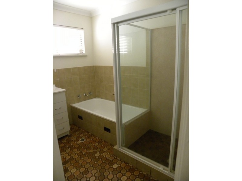 6 Yaldeeme Close, Tuggerah NSW 2259