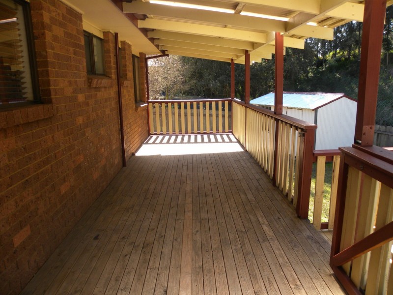 6 Yaldeeme Close, Tuggerah NSW 2259