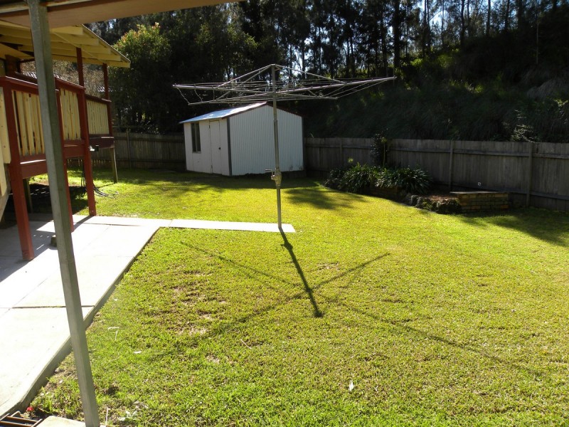 6 Yaldeeme Close, Tuggerah NSW 2259