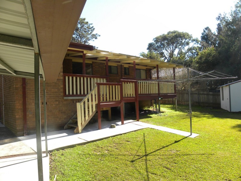 6 Yaldeeme Close, Tuggerah NSW 2259