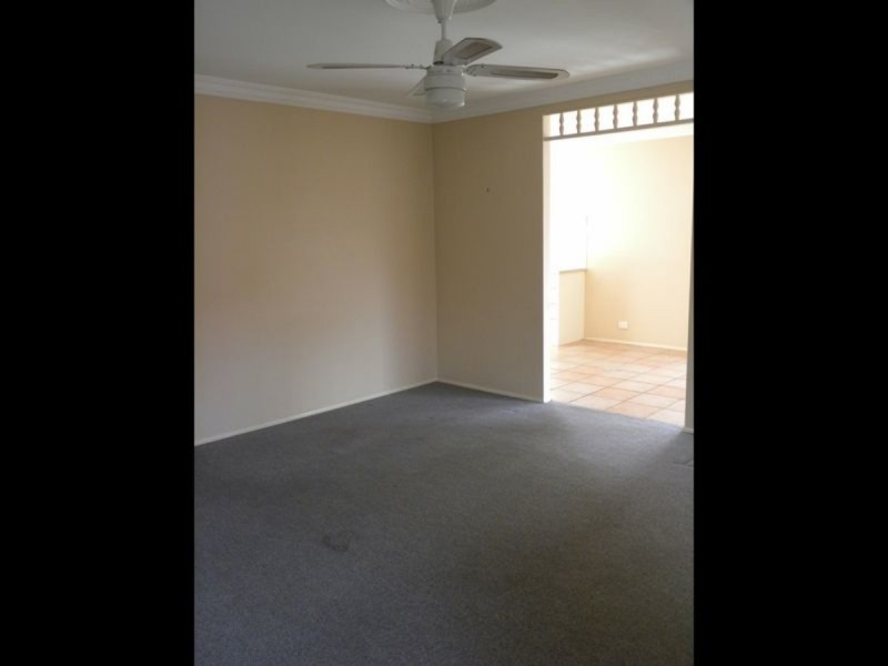 25 Burbank Drive, Tuggerah NSW 2259