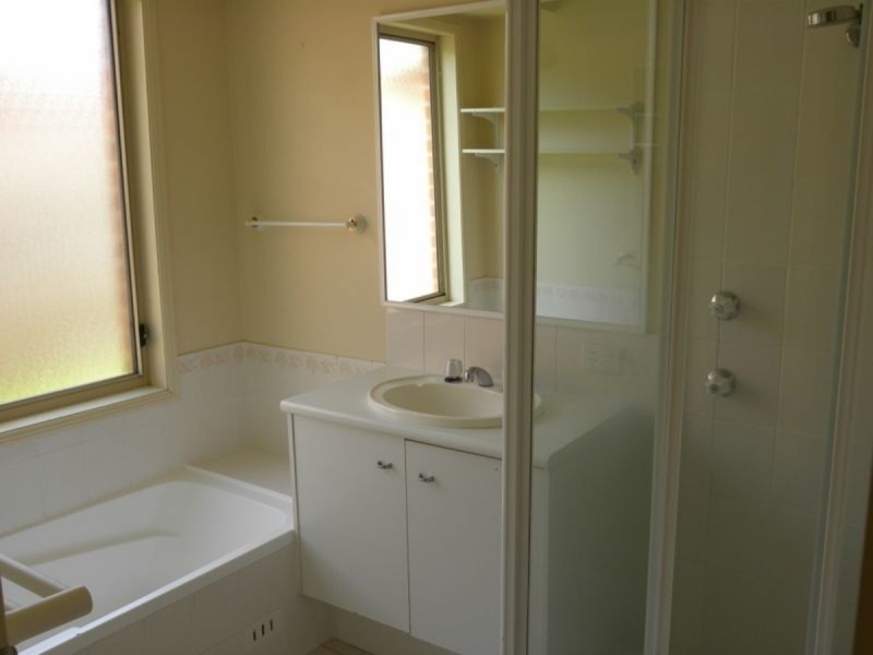 25 Burbank Drive, Tuggerah NSW 2259