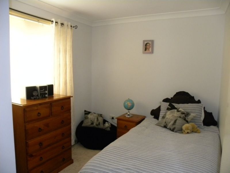 6 Betty Anne Place, Mardi NSW 2259