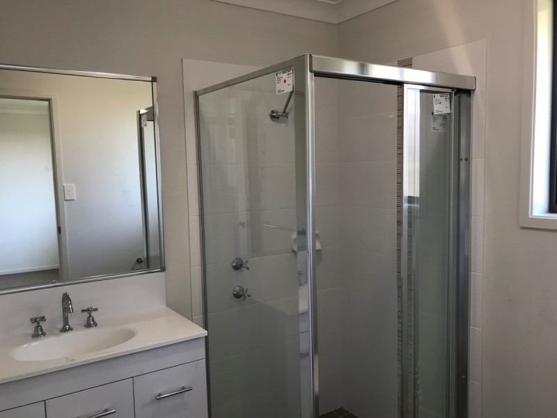 15 Regatta Way, Summerland Point NSW 2259