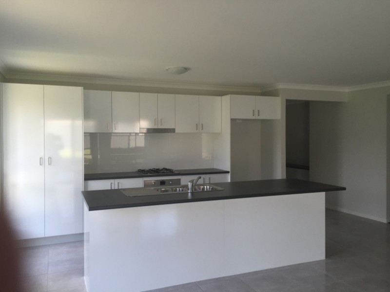 10 Mick Street, Wadalba NSW 2259
