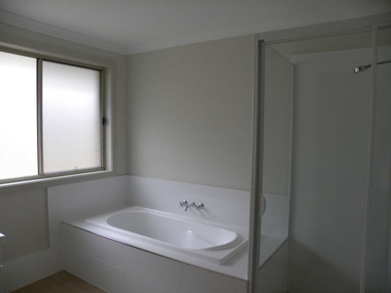 3 Creswell Street, Wadalba NSW 2259