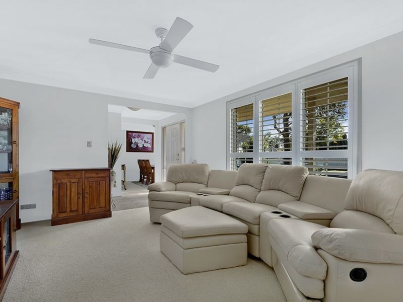 6 Monarch Drive, Hamlyn Terrace NSW 2259