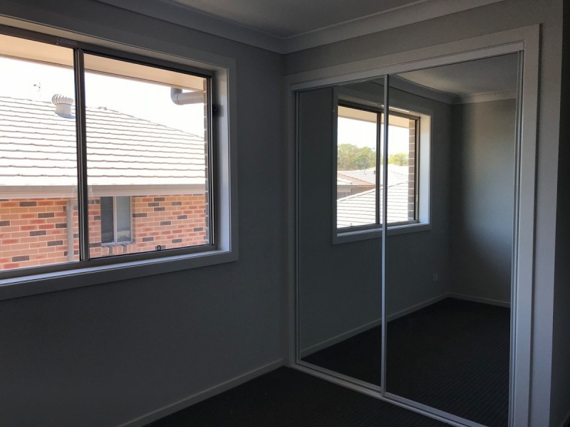 1 Evergreen Parade, Woongarrah NSW 2259