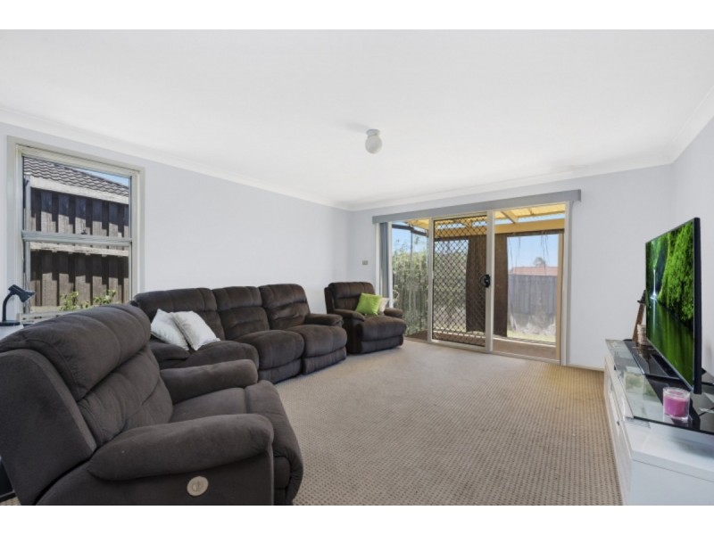 3/8 The Ridge, Wadalba NSW 2259