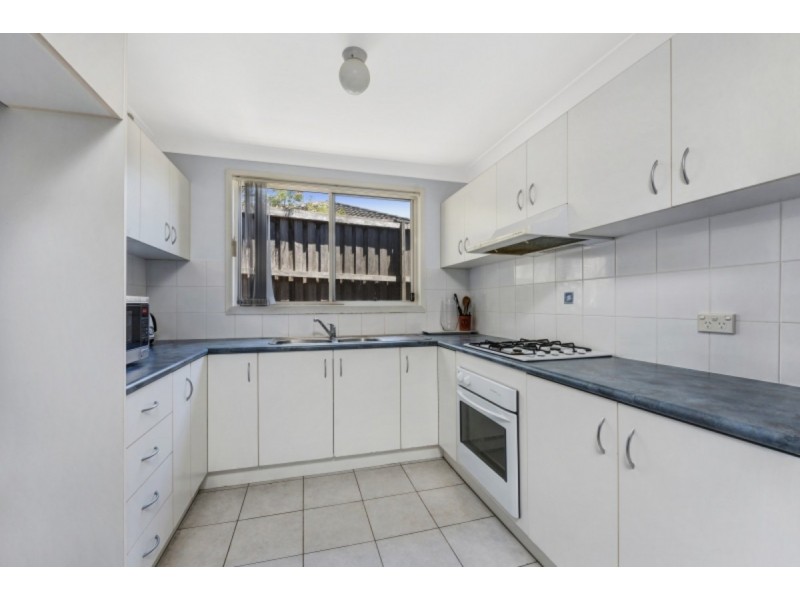 3/8 The Ridge, Wadalba NSW 2259