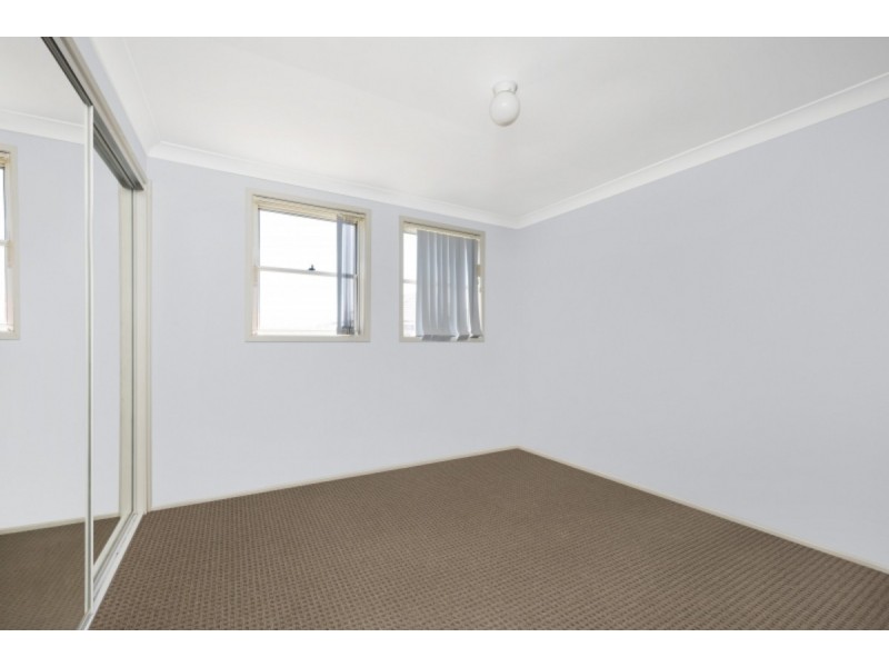 3/8 The Ridge, Wadalba NSW 2259