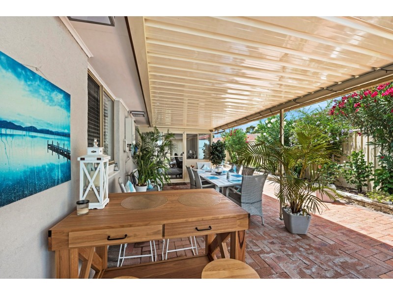 1/108 Gorokan Drive, Lake Haven NSW 2263