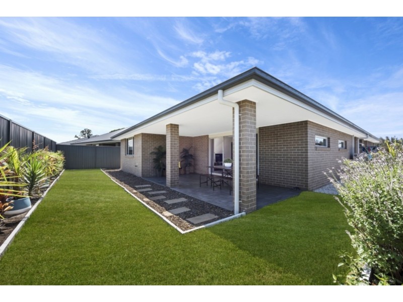 13 Fairmont Boulevard, Hamlyn Terrace NSW 2259