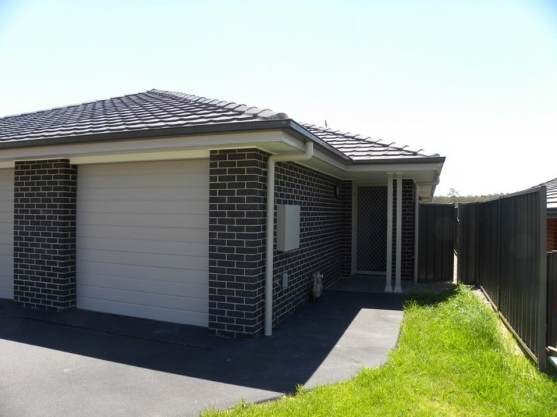 26b Voyager Street, Wadalba NSW 2259
