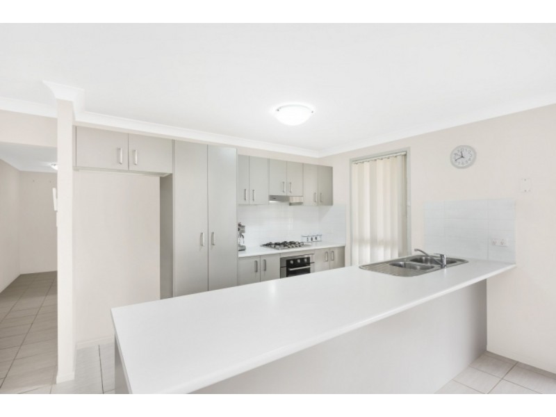 15 Kuttabul Road, Wadalba NSW 2259