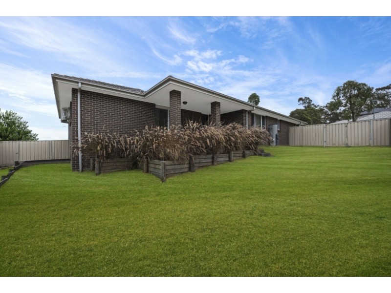 15 Kuttabul Road, Wadalba NSW 2259