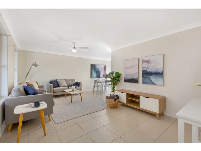 7/2 Richmond Mews, Mardi NSW 2259