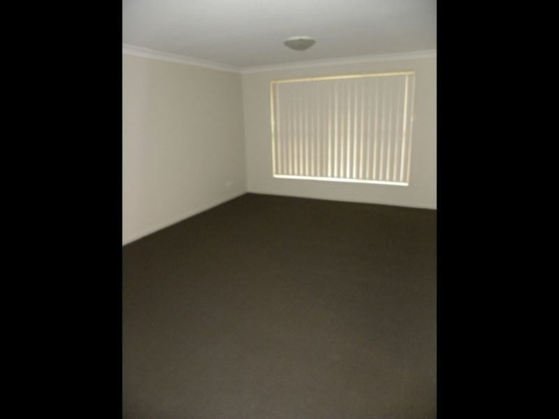 20 Salamander Road, Wadalba NSW 2259