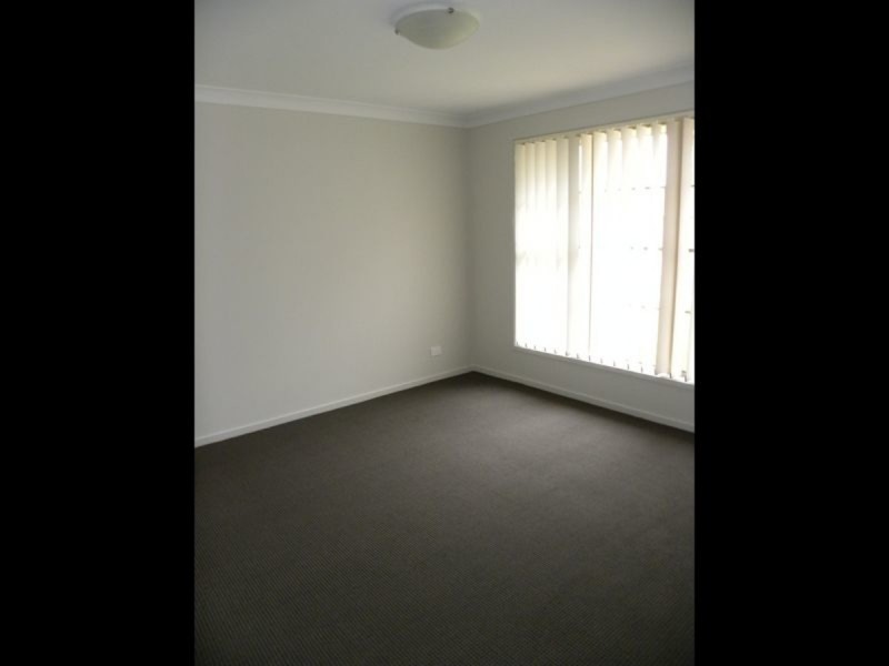 20 Salamander Road, Wadalba NSW 2259