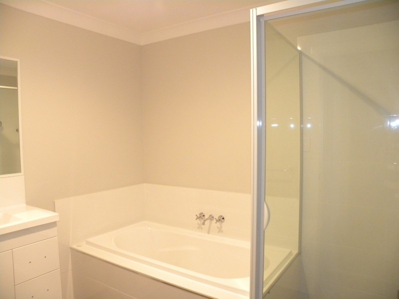 26a Voyager Street, Wadalba NSW 2259