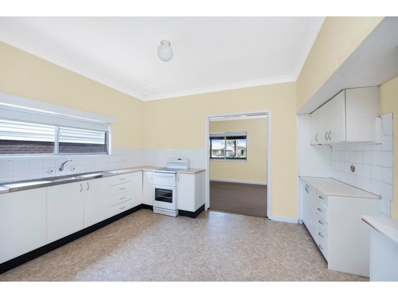 75 Palomar Parade, Toukley NSW 2263