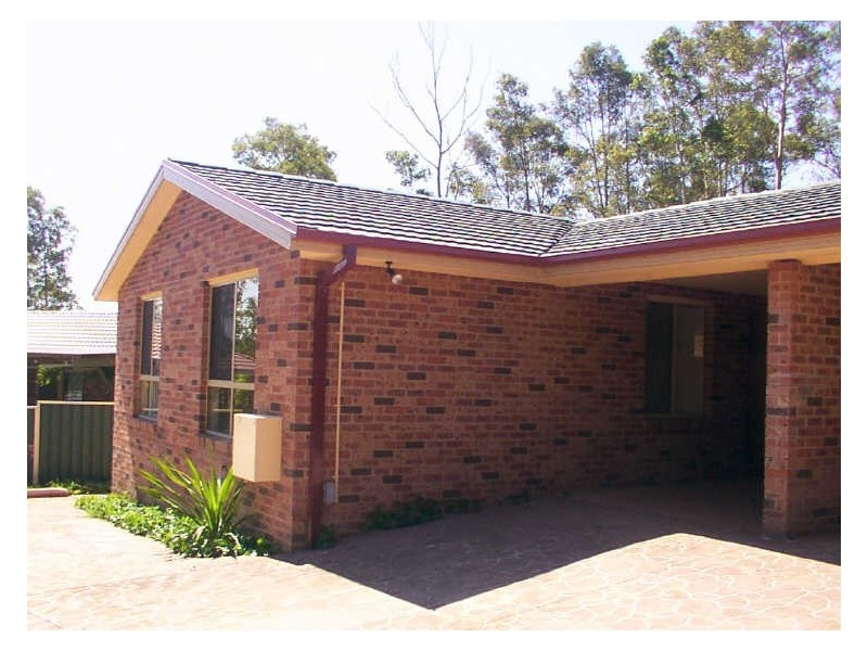 2/43 Dunrossil Ave, Watanobbi NSW 2259