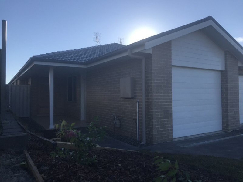 219A Johns Road, Wadalba NSW 2259
