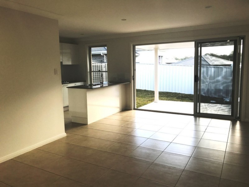 219A Johns Road, Wadalba NSW 2259