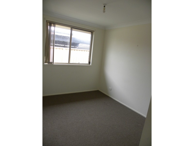8 Hillmont Close, Woongarrah NSW 2259