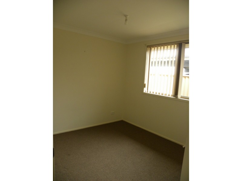 8 Hillmont Close, Woongarrah NSW 2259