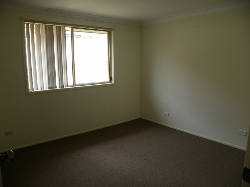 8 Hillmont Close, Woongarrah NSW 2259