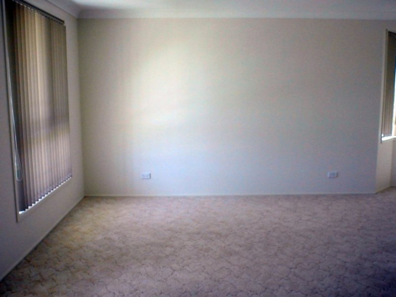 8 Hillmont Close, Woongarrah NSW 2259