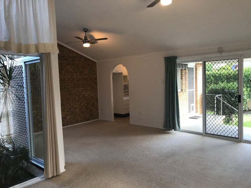 2/52 Spring Valley Avenue, Gorokan NSW 2263