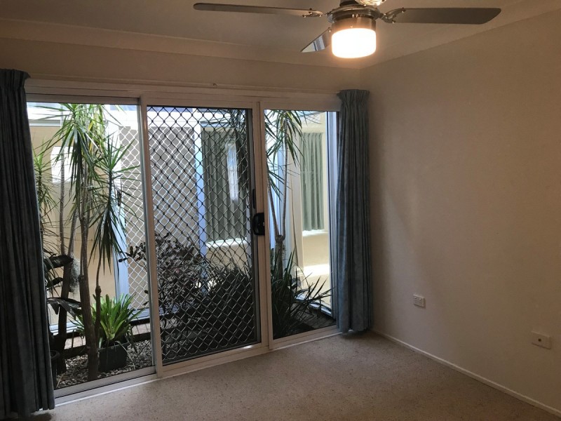 2/52 Spring Valley Avenue, Gorokan NSW 2263