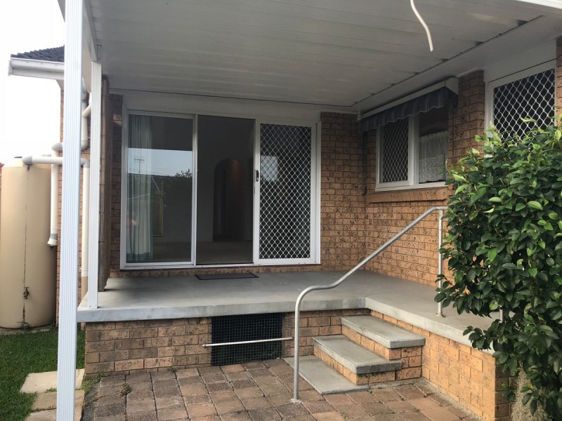 2/52 Spring Valley Avenue, Gorokan NSW 2263