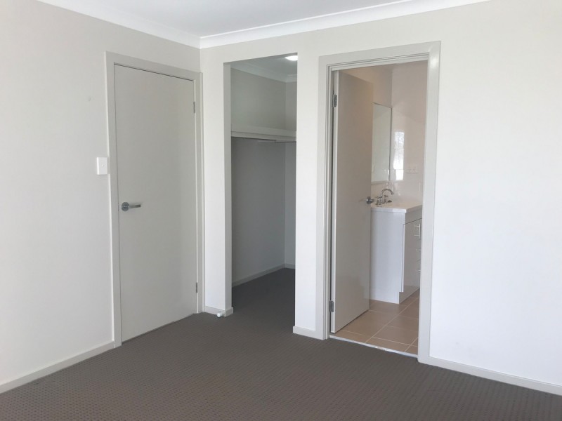 10 Clydesdale Street, Wadalba NSW 2259