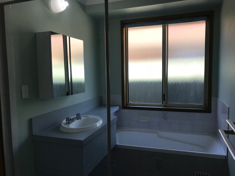 34 Brittania Drive, Watanobbi NSW 2259