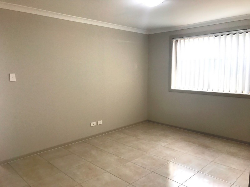 13 Oakmont Place, Woongarrah NSW 2259