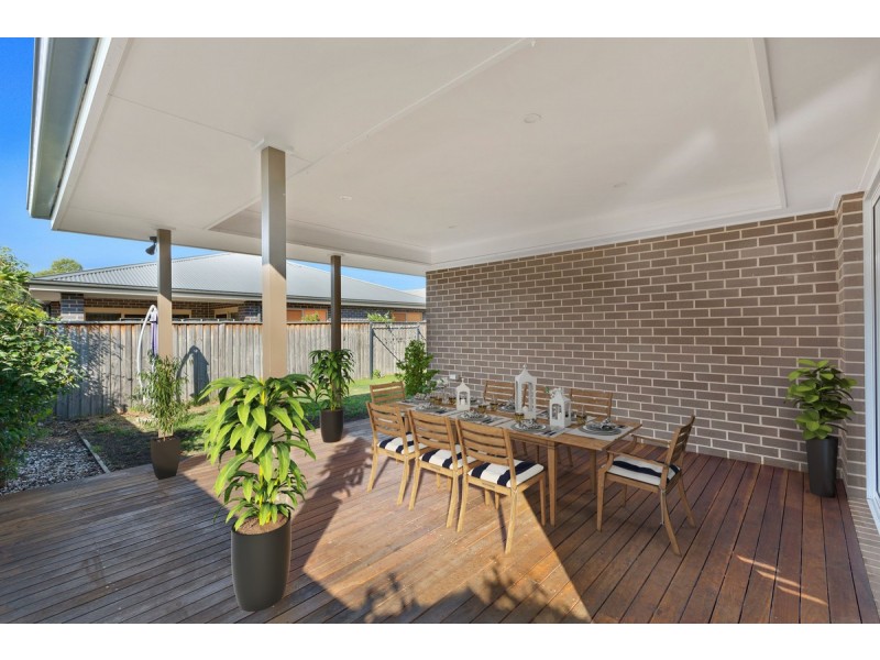 21 Parry Parade, Wyong NSW 2259