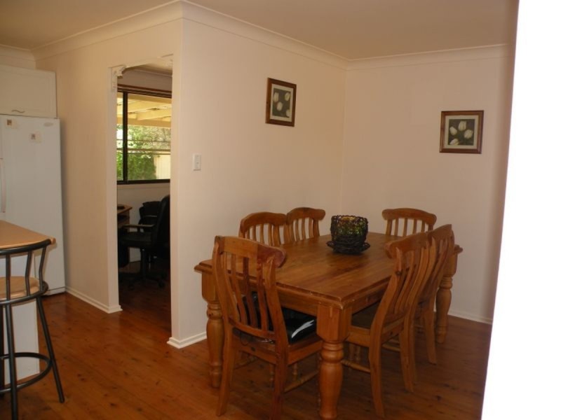 17 Wahroongah Road, Kanwal NSW 2259