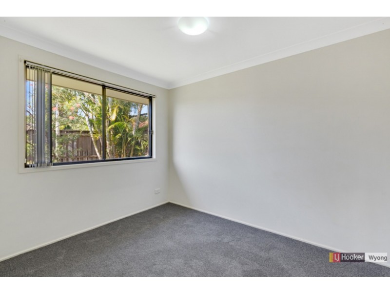 16 Glider Road, Wadalba NSW 2259