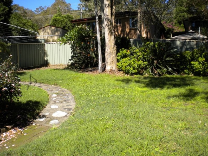 26 Somers Drive, Watanobbi NSW 2259