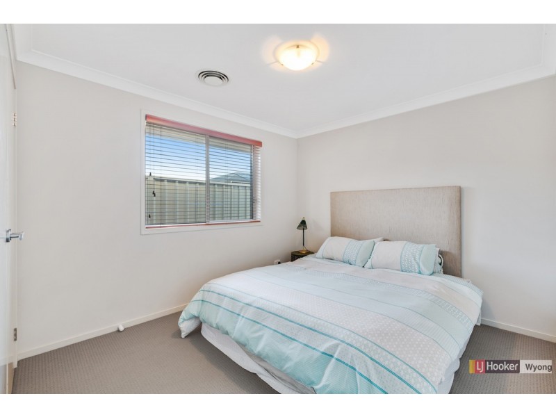 30 Wakool Crescent, Woongarrah NSW 2259