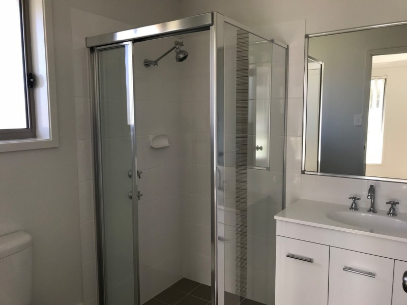 19 Regatta Way, Summerland Point NSW 2259