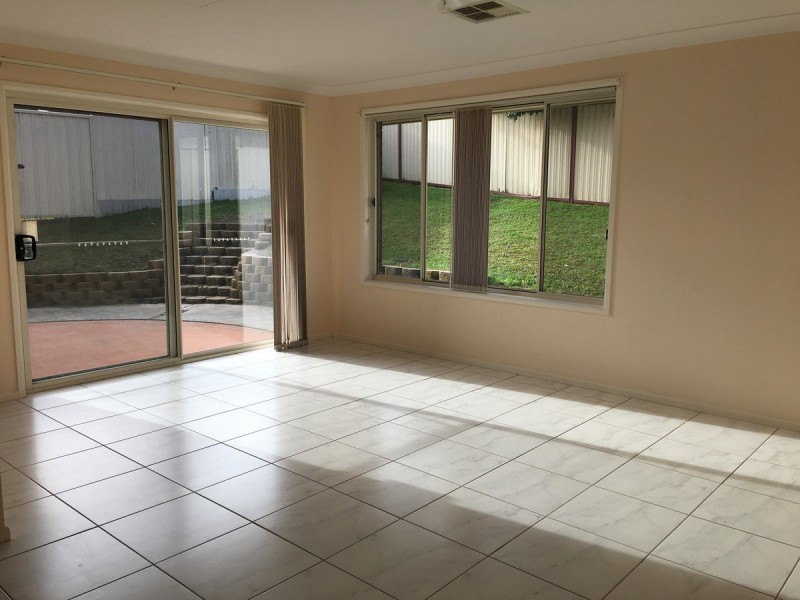 3 De lisle Drive, Watanobbi NSW 2259