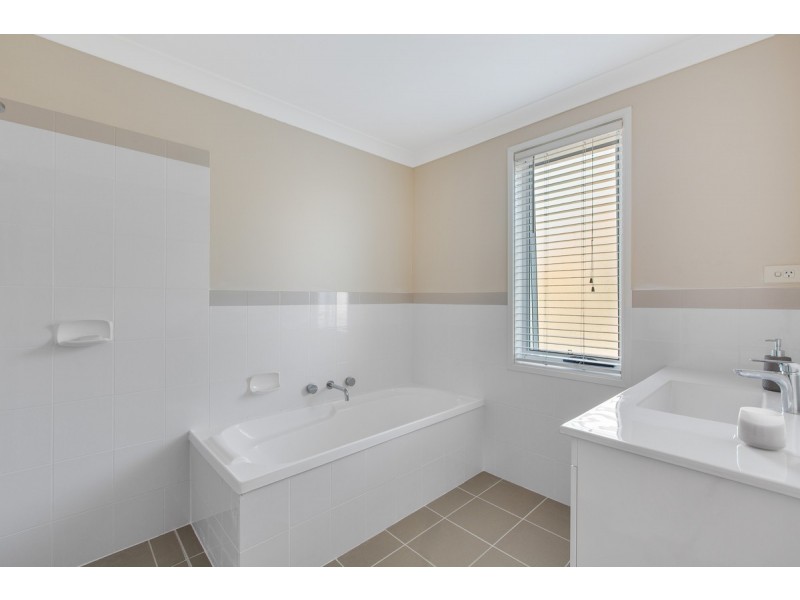 45 Dehavilland Circuit, Hamlyn Terrace NSW 2259