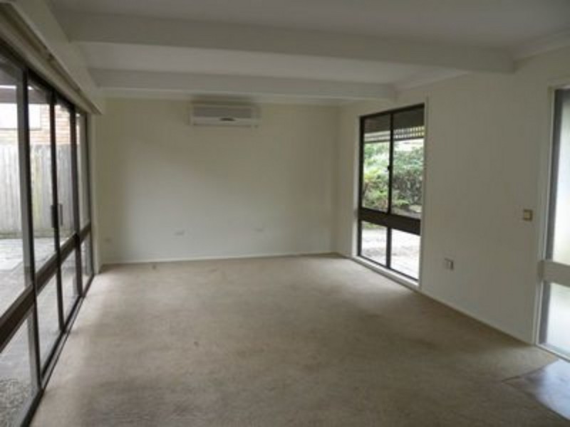 30 Northcott Avenue, Wyong NSW 2259